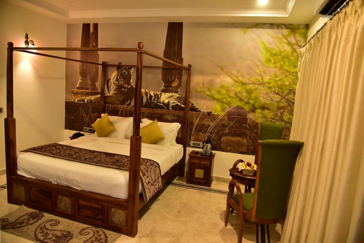Clarks Safari Ranthambore Khilchīpur Exteriör bild