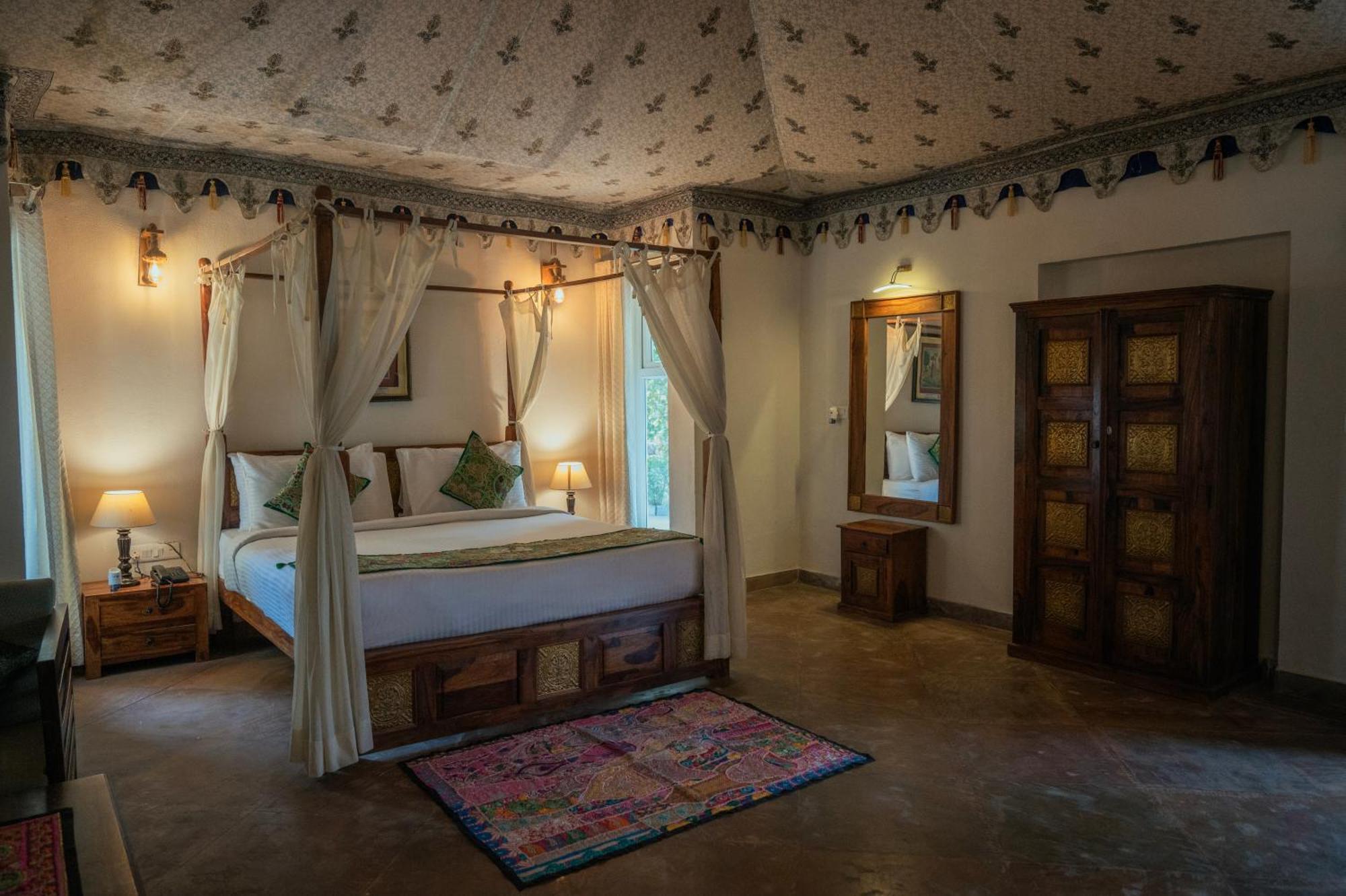Clarks Safari Ranthambore Khilchīpur Exteriör bild